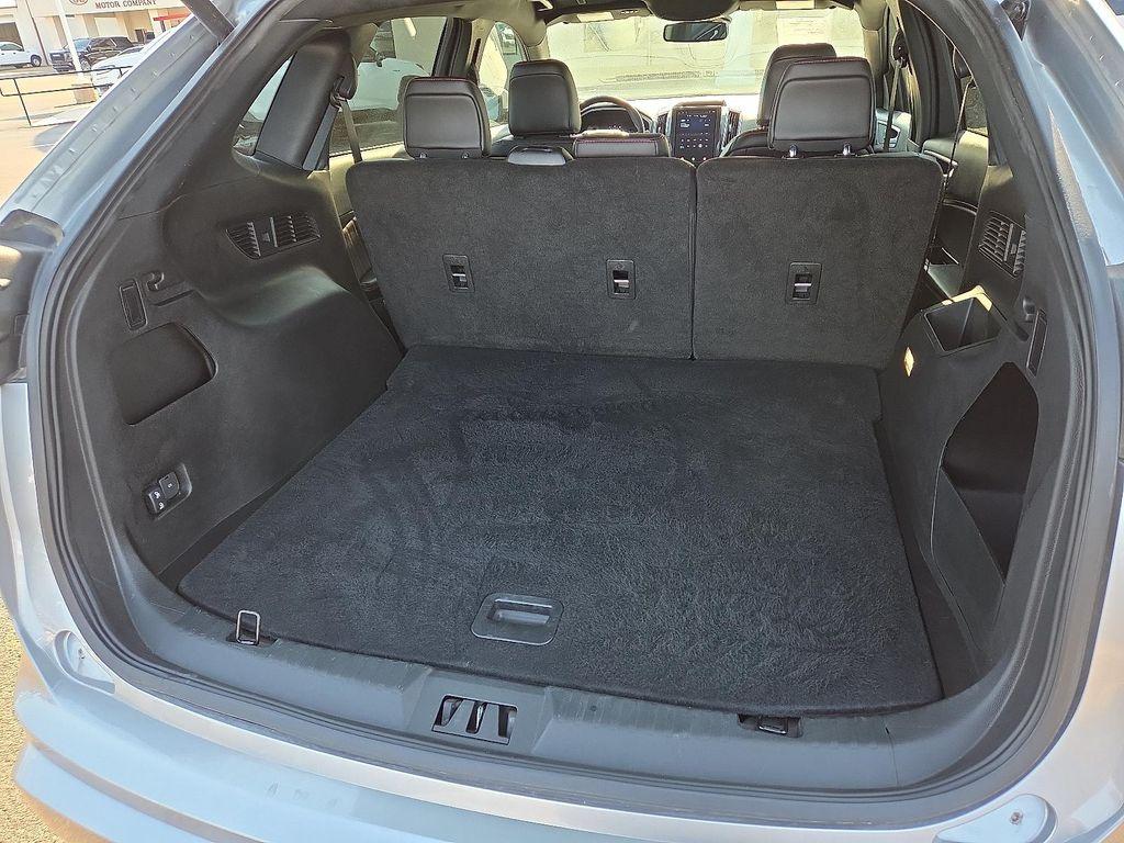 used 2024 Ford Edge car, priced at $31,990