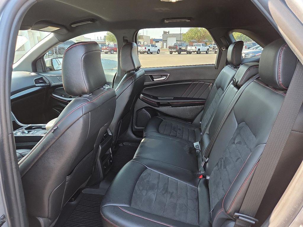 used 2024 Ford Edge car, priced at $31,990