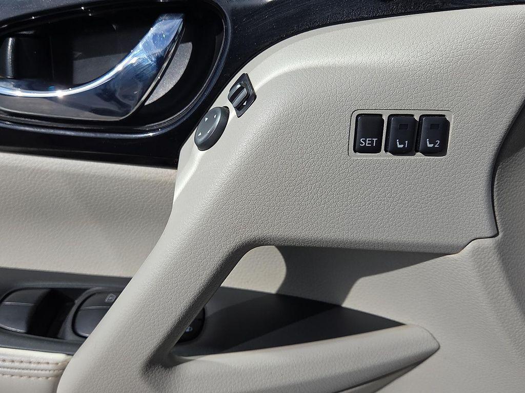 used 2022 Nissan Rogue Sport car, priced at $23,990