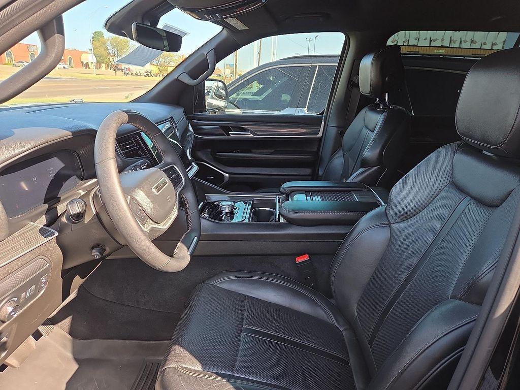 used 2022 Jeep Wagoneer car, priced at $39,990