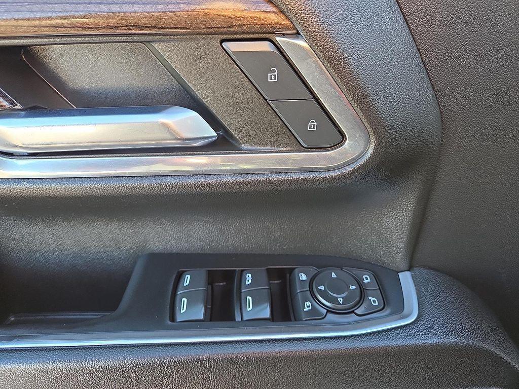 used 2024 Chevrolet Silverado 2500 car, priced at $47,990