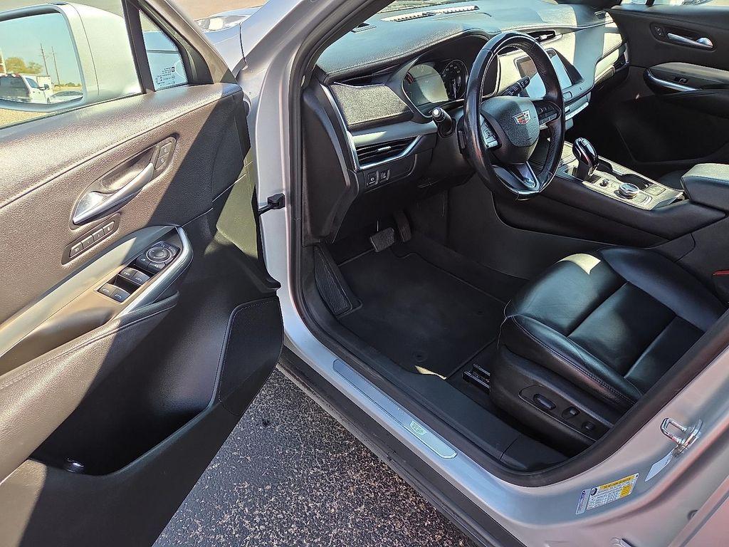 used 2021 Cadillac XT4 car, priced at $23,990