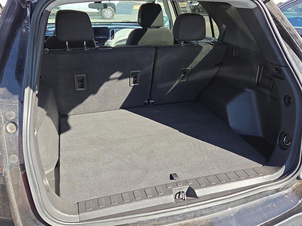 used 2023 Chevrolet Equinox car, priced at $17,995