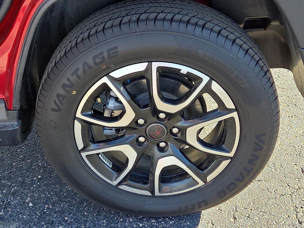 used 2025 Jeep Compass car, priced at $28,990