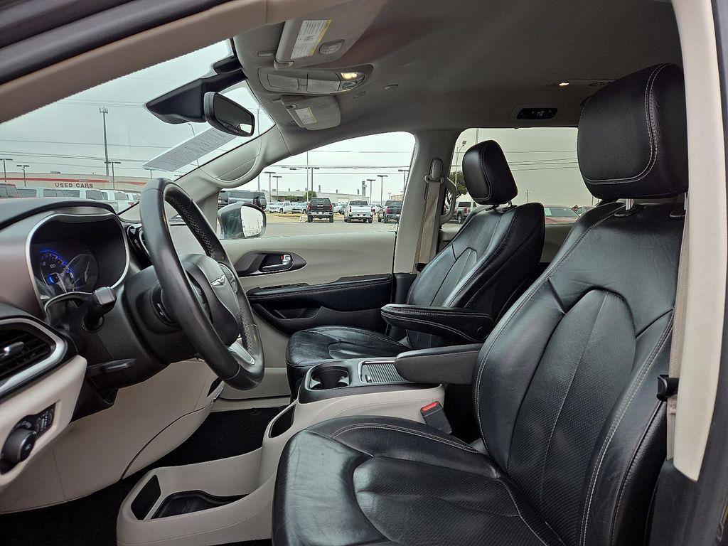 used 2022 Chrysler Pacifica car, priced at $22,390