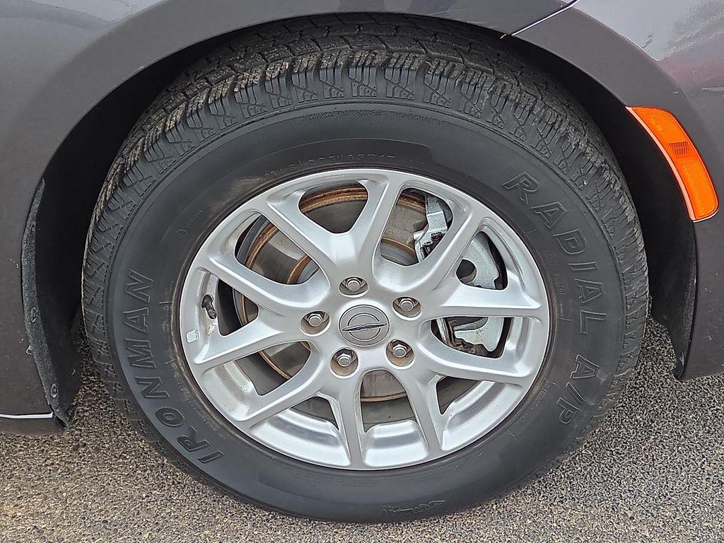 used 2022 Chrysler Pacifica car, priced at $22,390