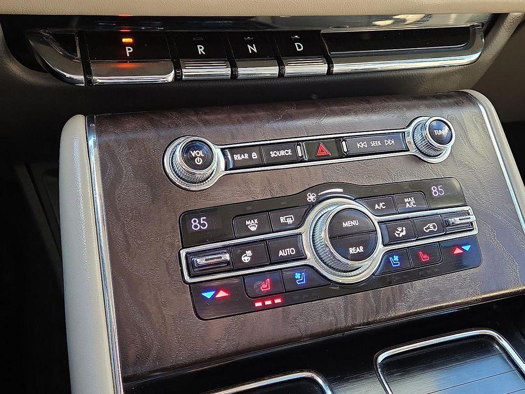 used 2020 Lincoln Aviator car, priced at $24,997