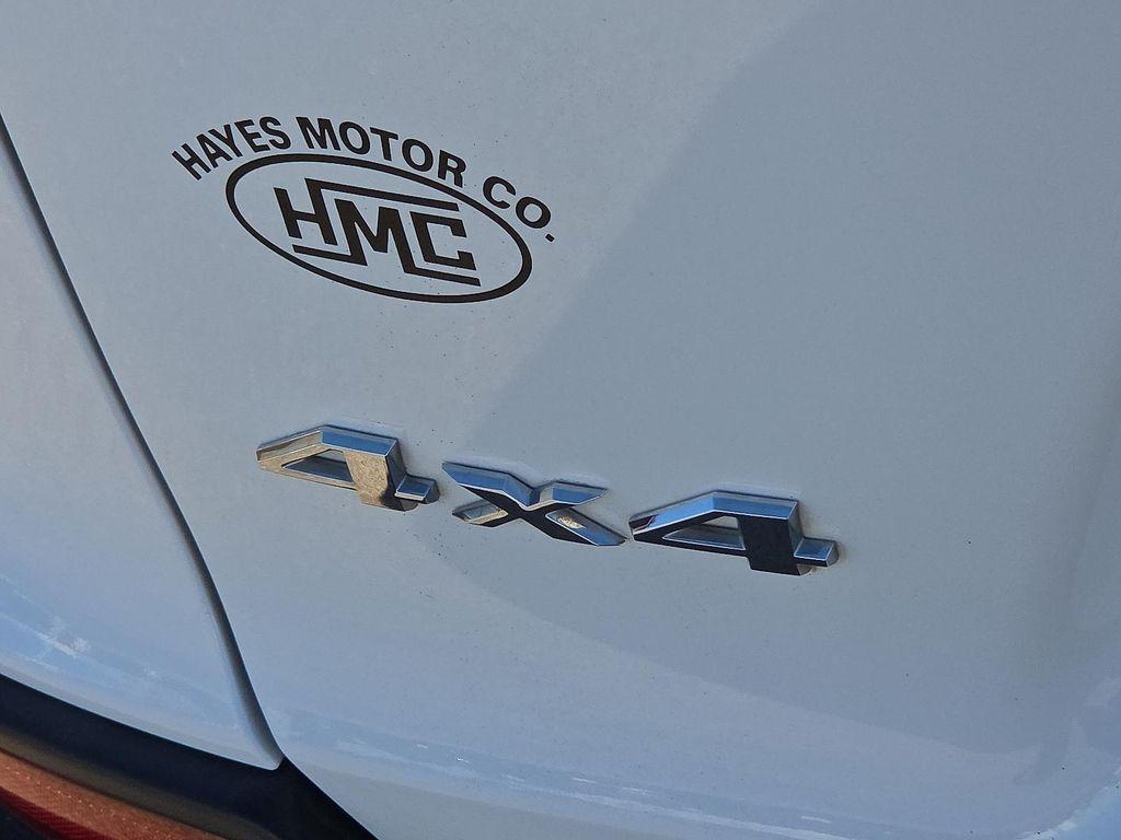 used 2020 Jeep Cherokee car, priced at $17,995