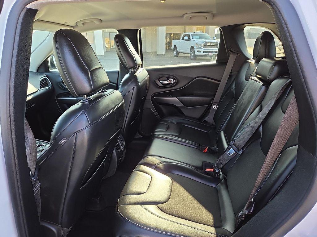 used 2020 Jeep Cherokee car, priced at $14,995