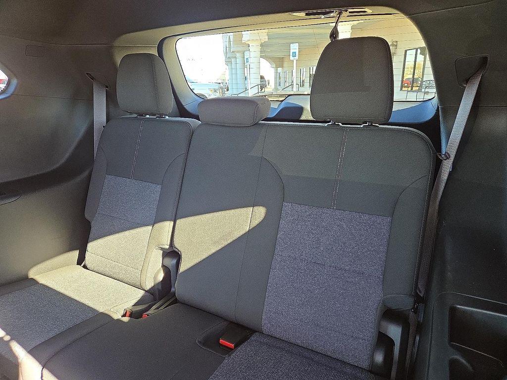 used 2025 GMC Acadia car, priced at $37,990