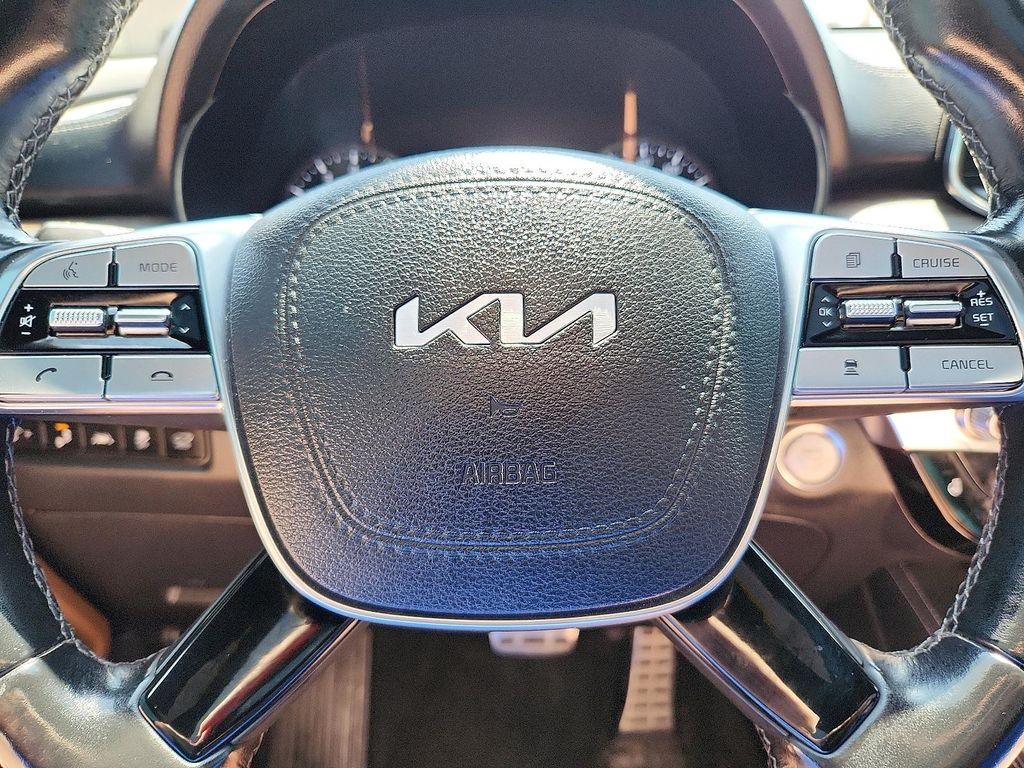 used 2022 Kia Telluride car, priced at $27,495