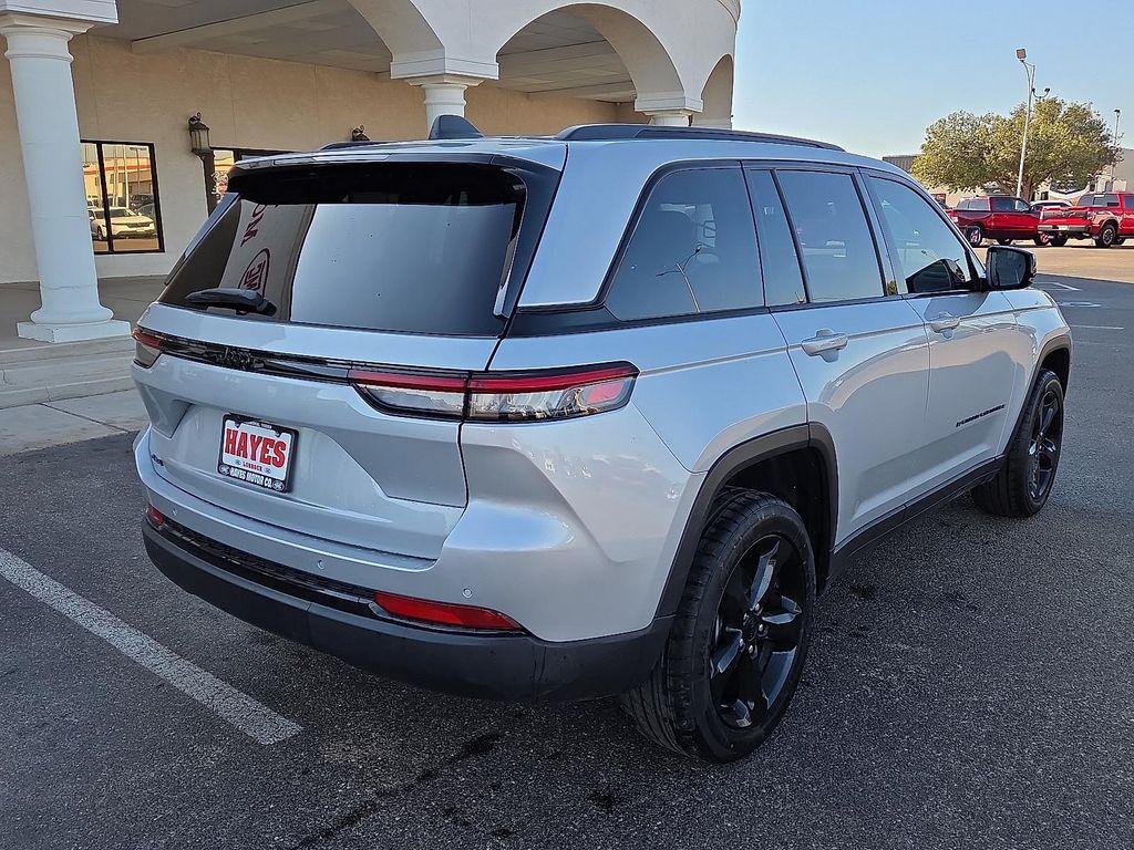 used 2024 Jeep Grand Cherokee car, priced at $34,590