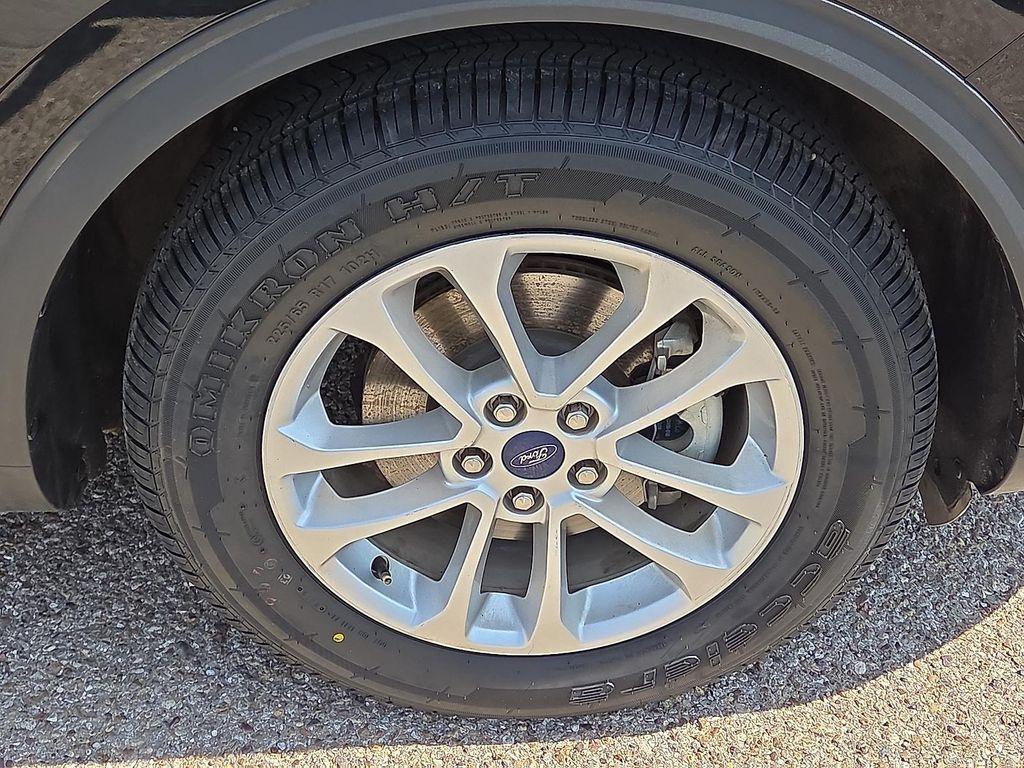 used 2022 Ford Escape car, priced at $21,990