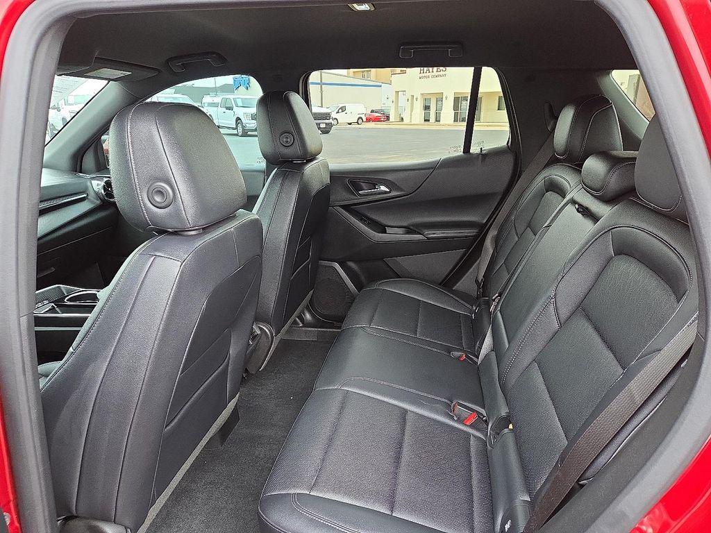 used 2025 Chevrolet Equinox car, priced at $29,490