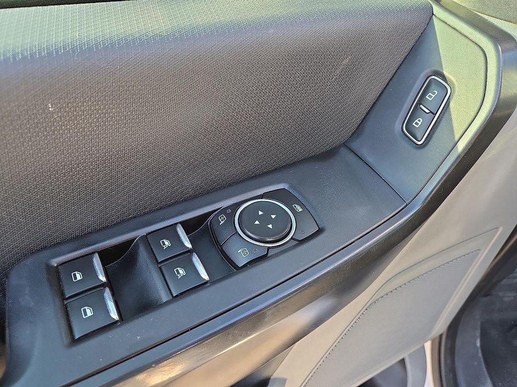 used 2021 Ford F-150 car, priced at $22,995