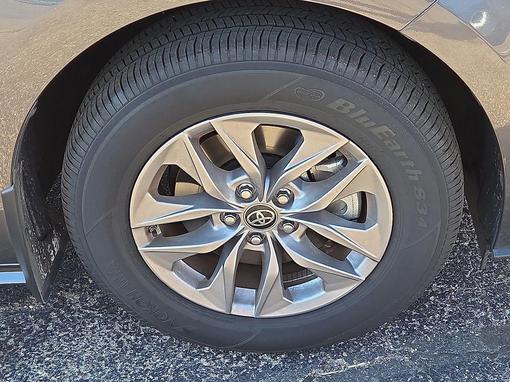 used 2025 Toyota Sienna car, priced at $41,790