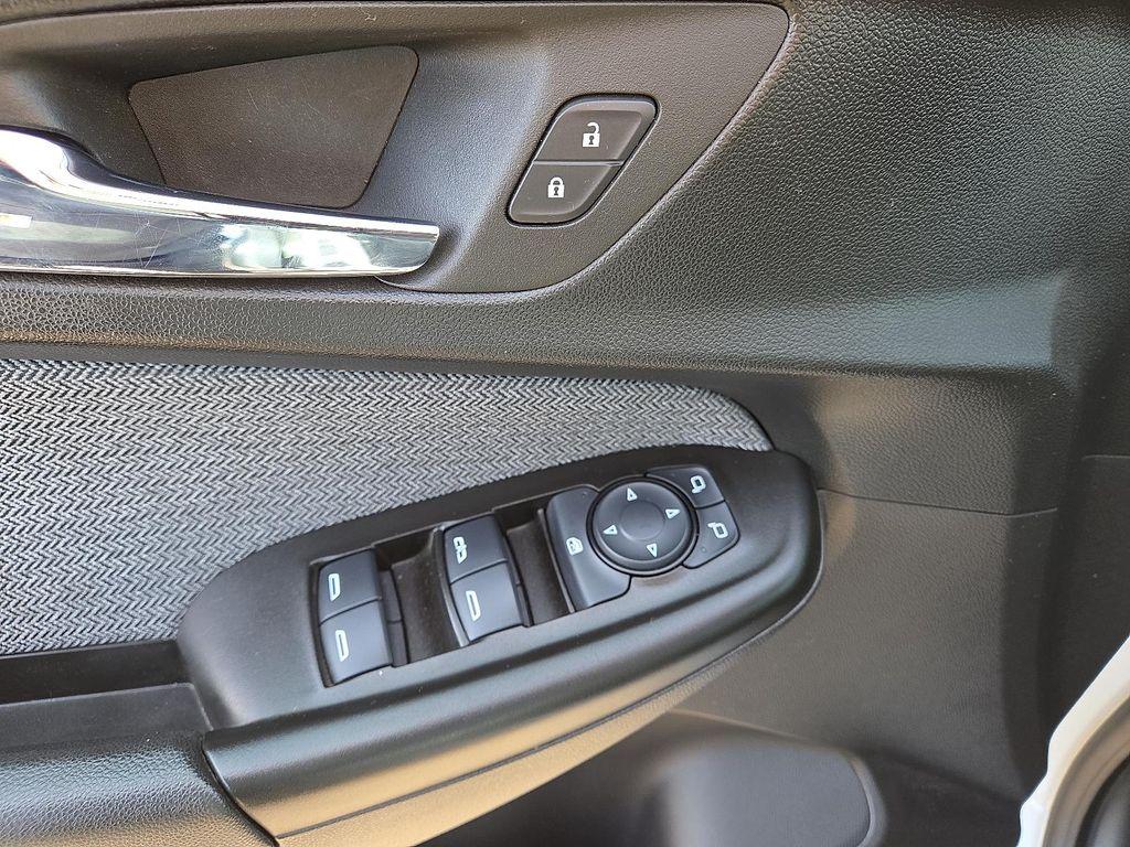 used 2023 Chevrolet TrailBlazer car, priced at $18,995