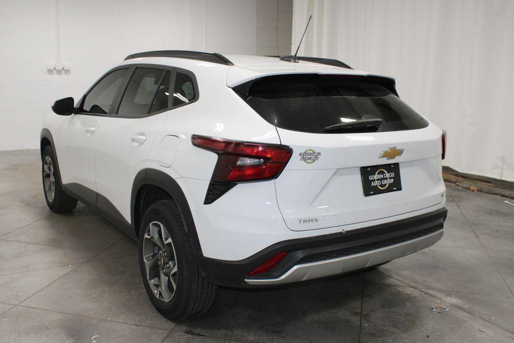 used 2024 Chevrolet Trax car, priced at $20,558