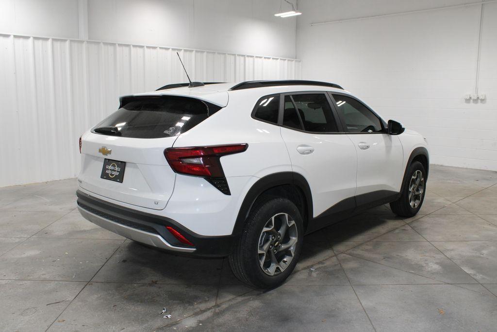 used 2024 Chevrolet Trax car, priced at $20,558