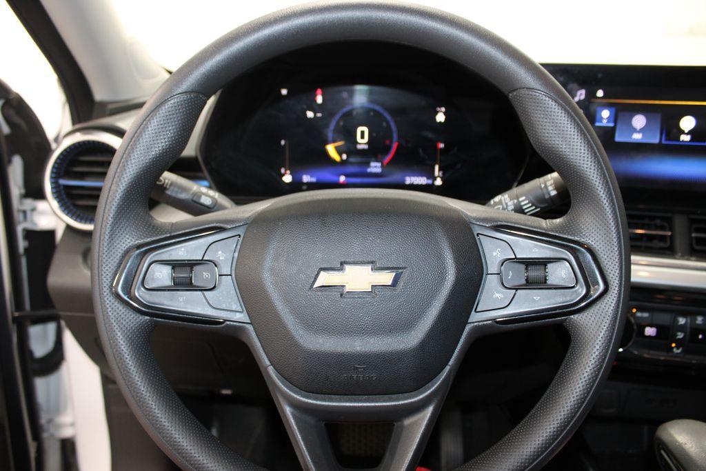 used 2024 Chevrolet Trax car, priced at $20,558