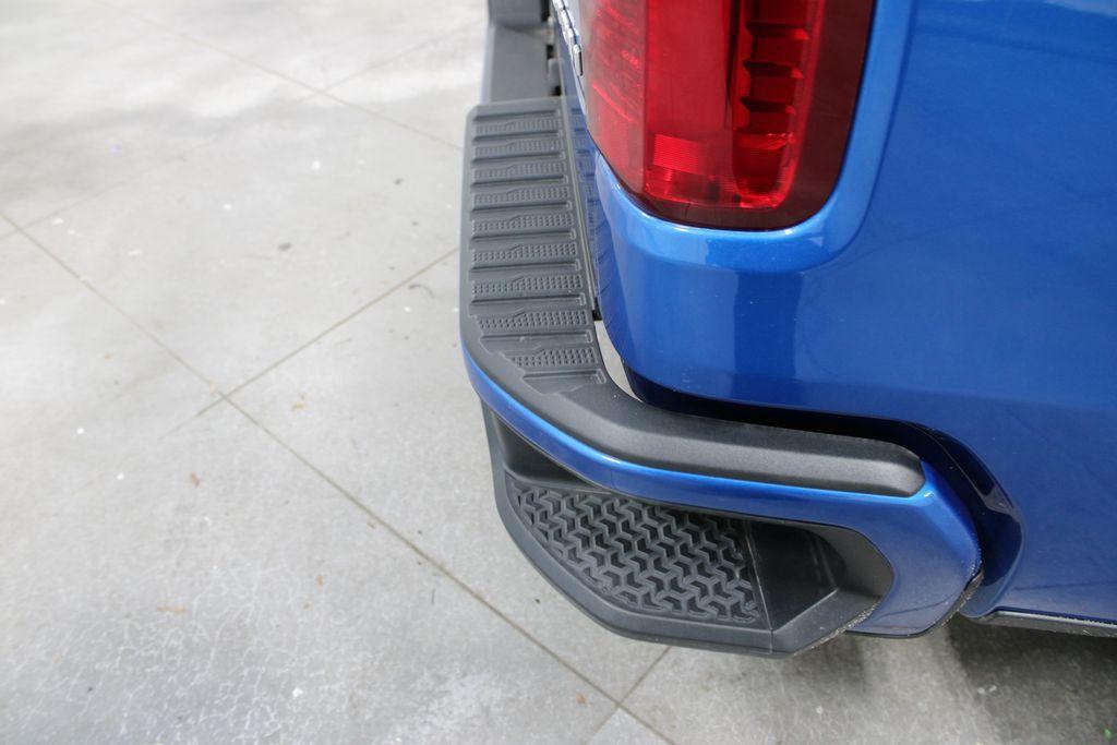 used 2023 Chevrolet Silverado 1500 car, priced at $30,000