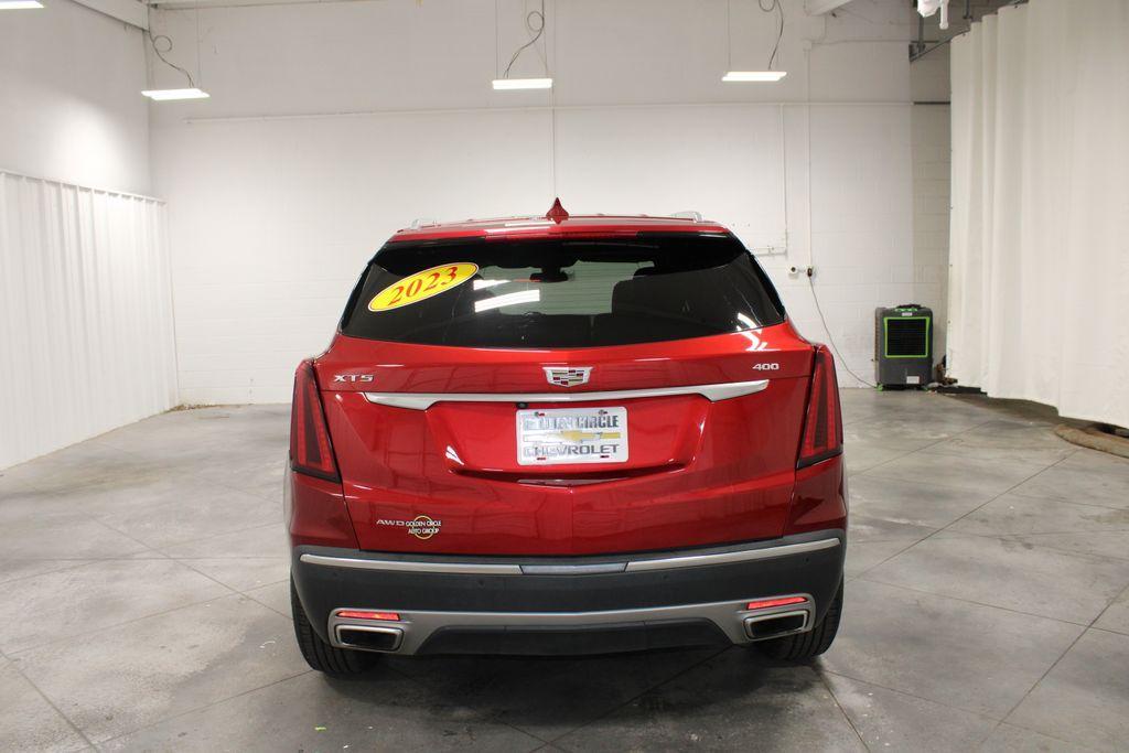 used 2023 Cadillac XT5 car, priced at $27,898