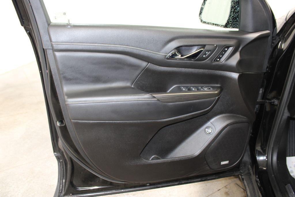 used 2023 GMC Acadia car, priced at $29,000