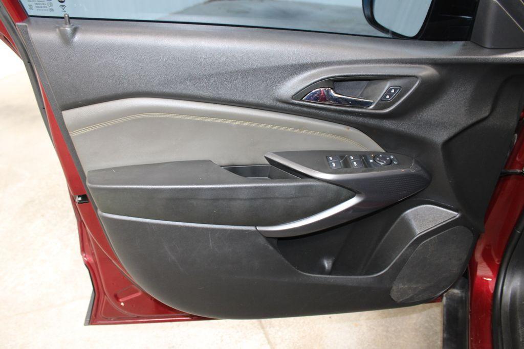 used 2024 Chevrolet Trax car, priced at $21,000