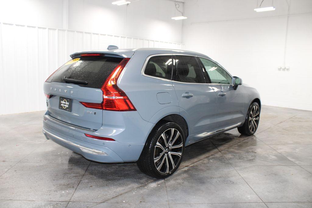 used 2023 Volvo XC60 car, priced at $33,388
