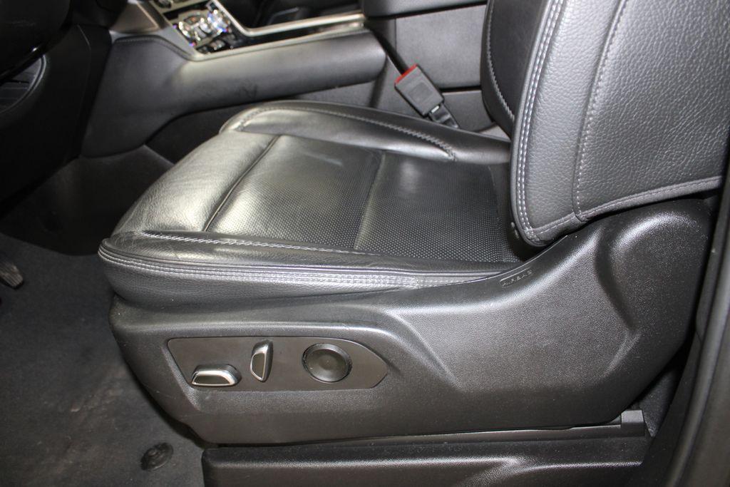 used 2023 GMC Yukon car, priced at $50,228