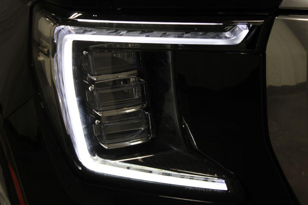 used 2023 GMC Yukon car, priced at $50,228