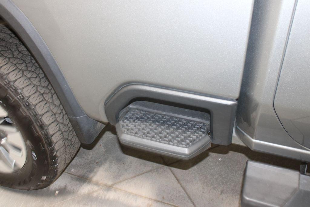 used 2025 Chevrolet Silverado 2500 car, priced at $64,000