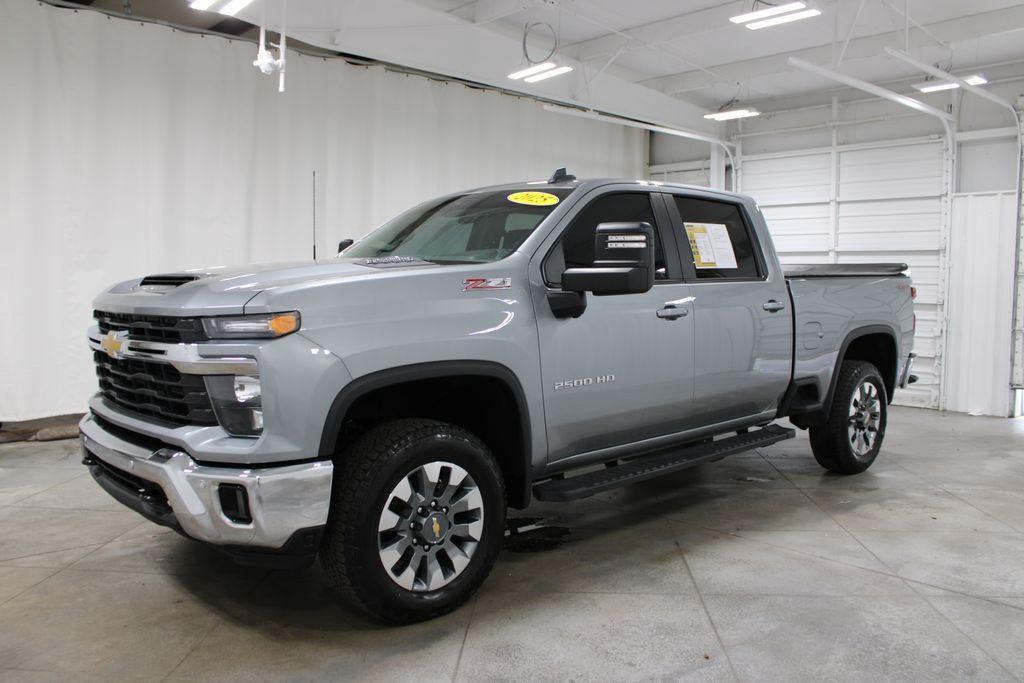 used 2025 Chevrolet Silverado 2500 car, priced at $64,000