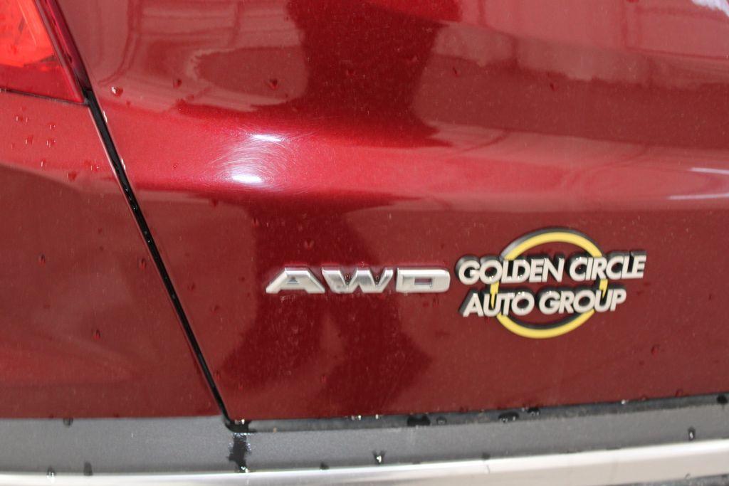 used 2017 Cadillac XT5 car, priced at $15,848