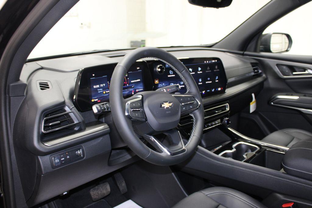 new 2026 Chevrolet Traverse car, priced at $43,258