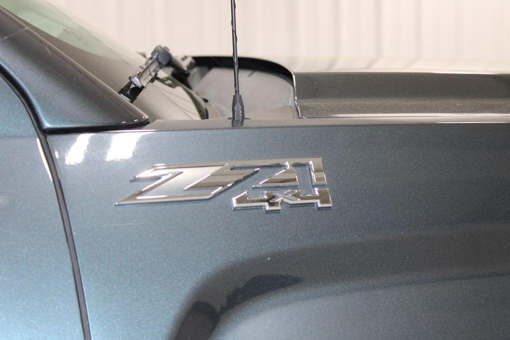 used 2017 GMC Sierra 1500 car, priced at $23,000