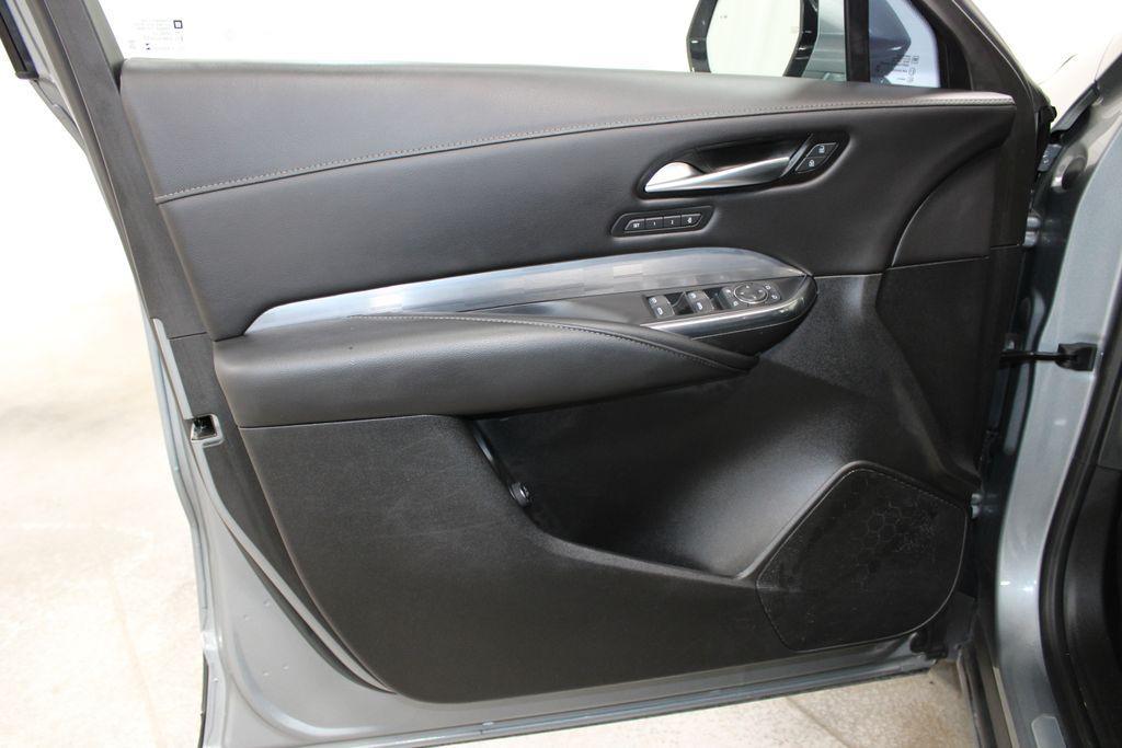 used 2024 Cadillac XT4 car, priced at $28,128