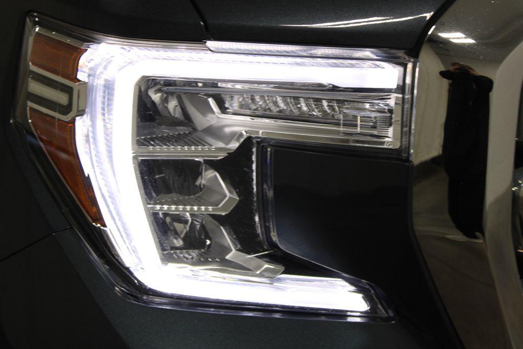 used 2021 GMC Sierra 1500 car, priced at $39,638