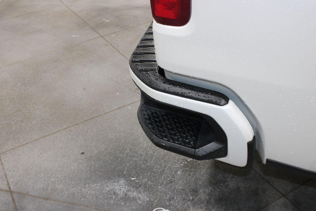 used 2019 Chevrolet Silverado 1500 car, priced at $30,288