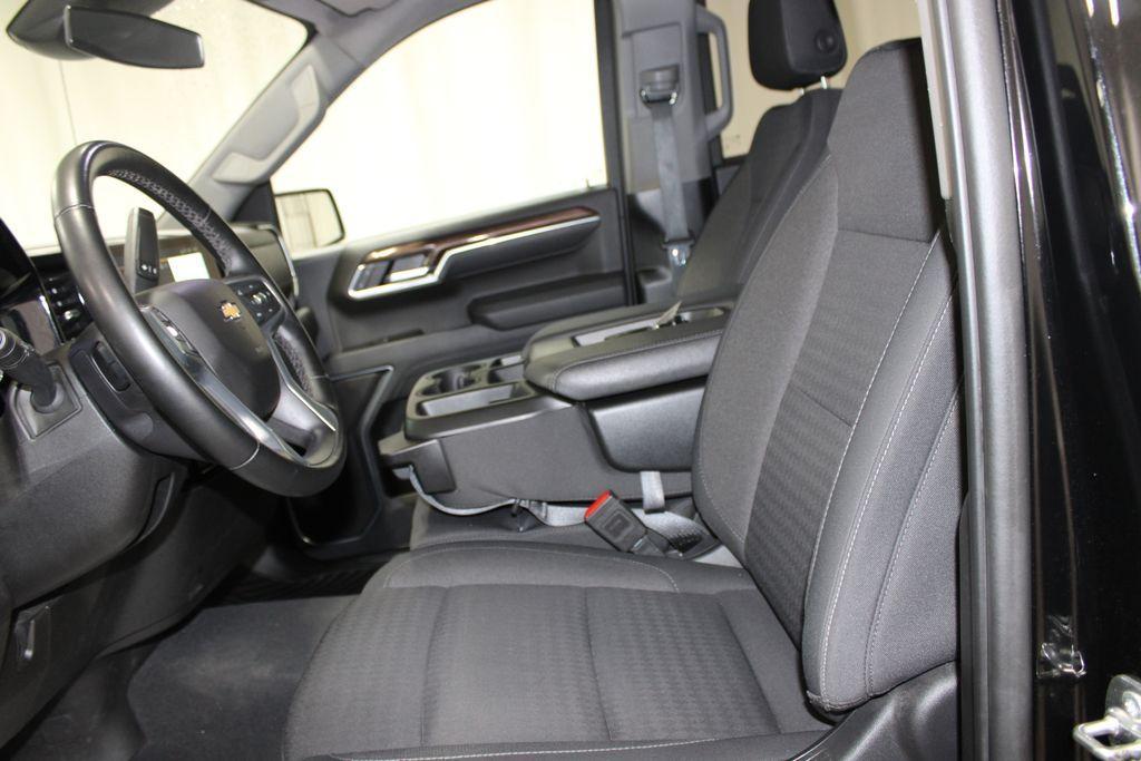 used 2025 Chevrolet Silverado 1500 car, priced at $44,278