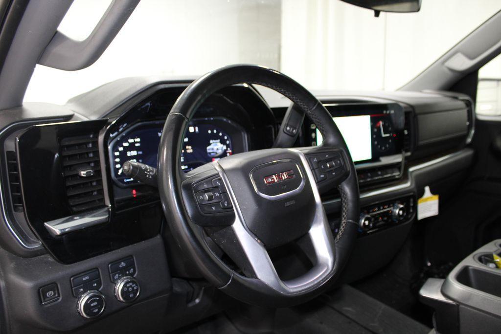 used 2023 GMC Sierra 1500 car, priced at $37,558
