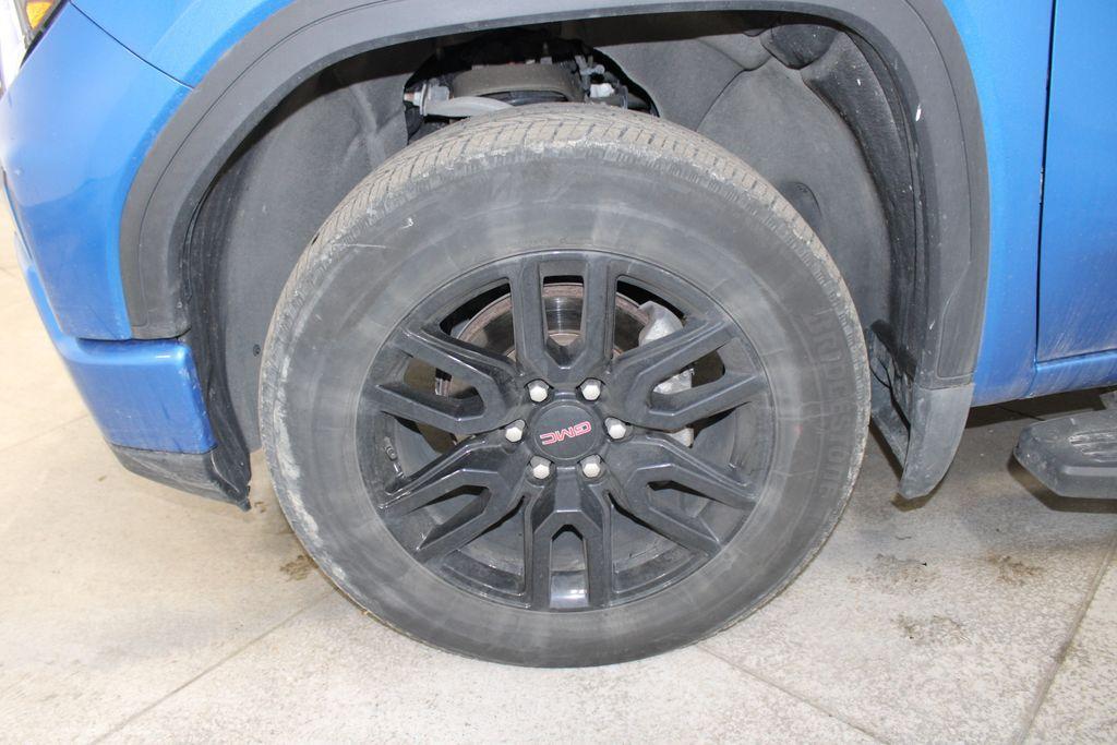 used 2023 GMC Sierra 1500 car, priced at $37,558