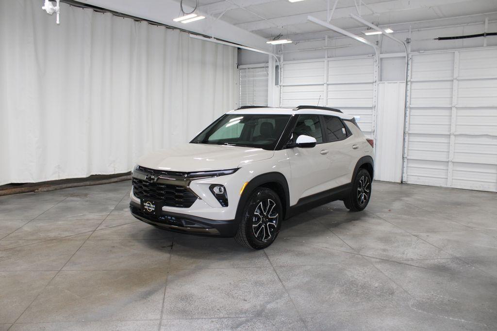 new 2026 Chevrolet TrailBlazer car, priced at $29,500