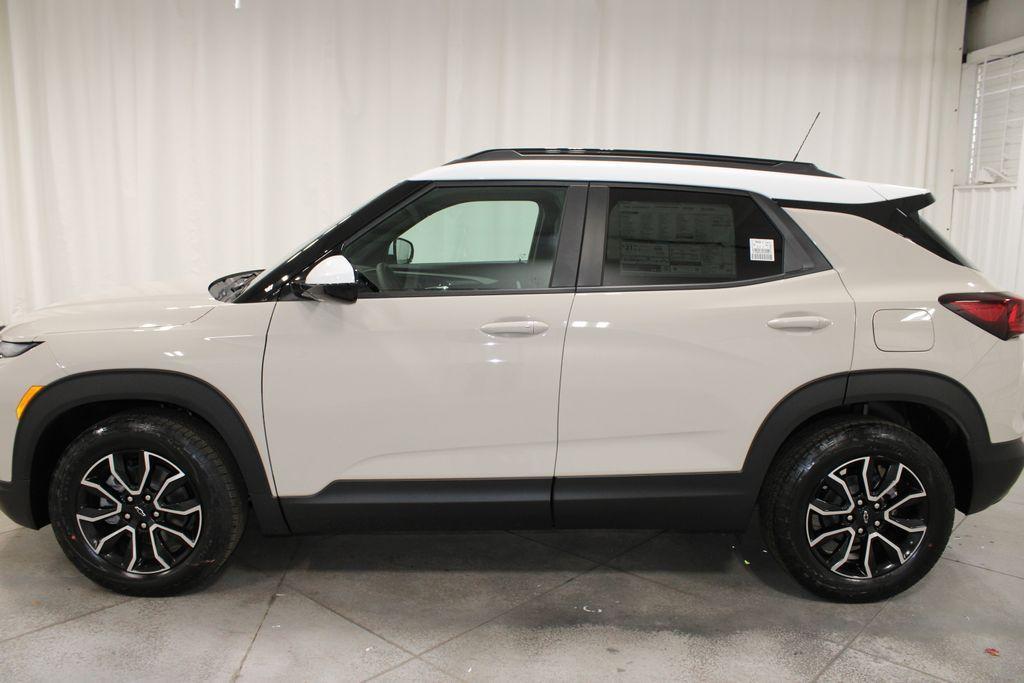 new 2026 Chevrolet TrailBlazer car, priced at $29,500