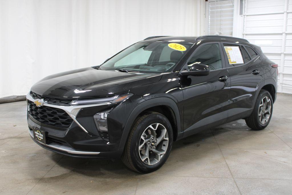 used 2025 Chevrolet Trax car, priced at $20,488