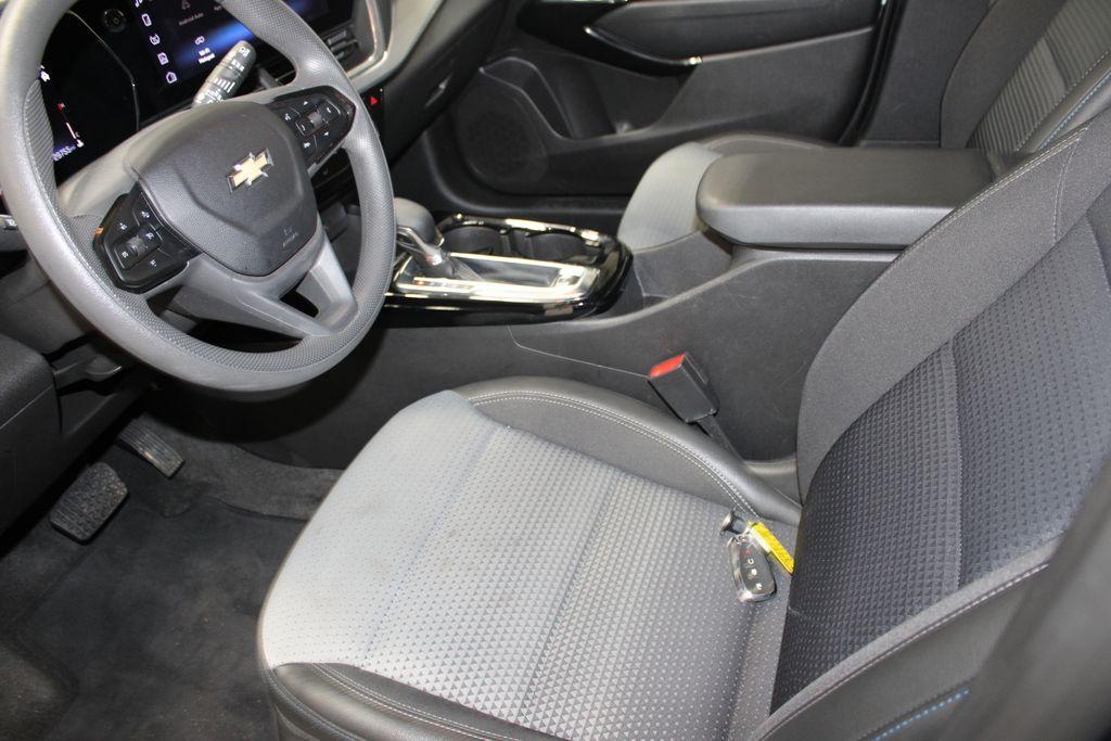 used 2025 Chevrolet Trax car, priced at $20,488