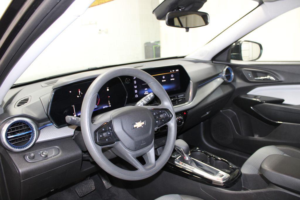 used 2025 Chevrolet Trax car, priced at $20,488