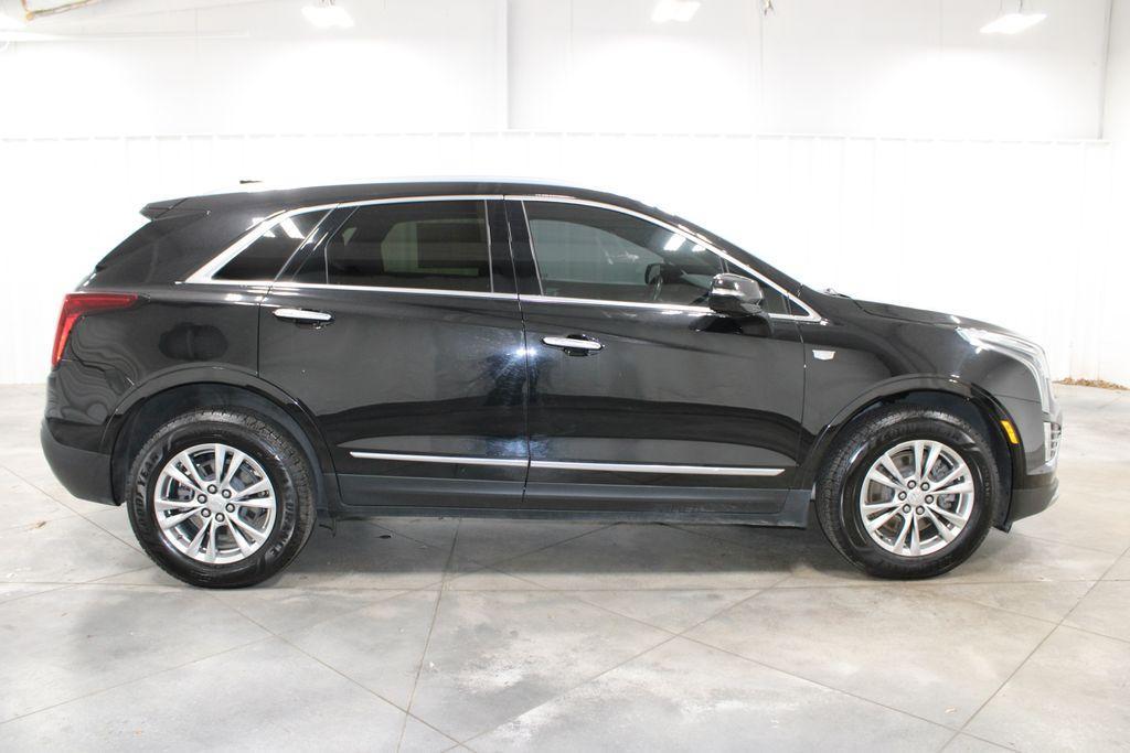 used 2020 Cadillac XT5 car, priced at $16,888