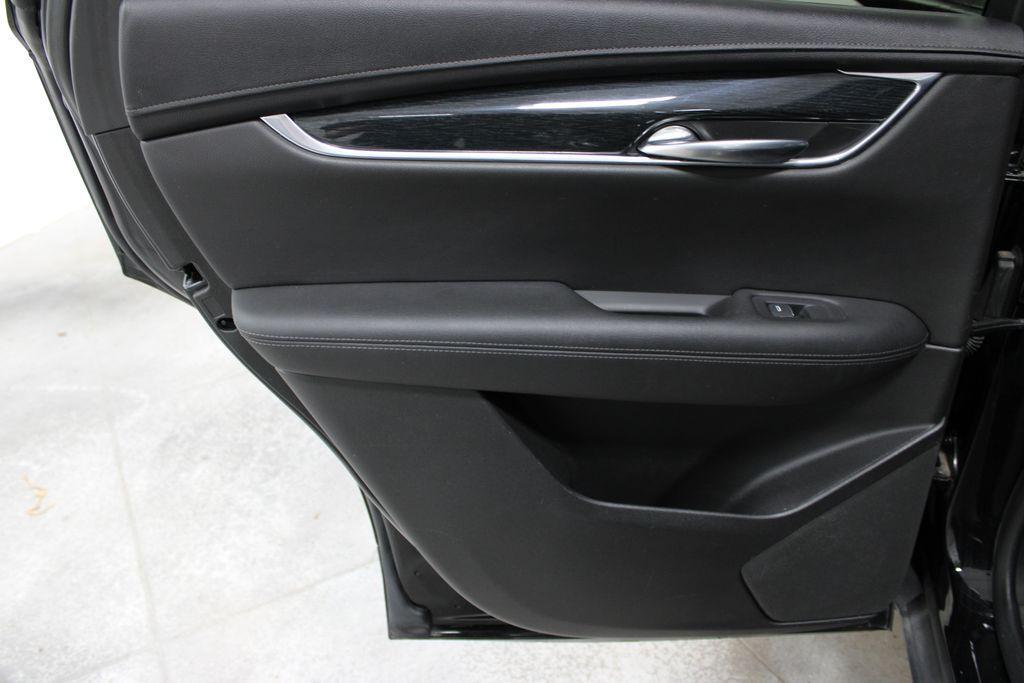 used 2020 Cadillac XT5 car, priced at $16,888