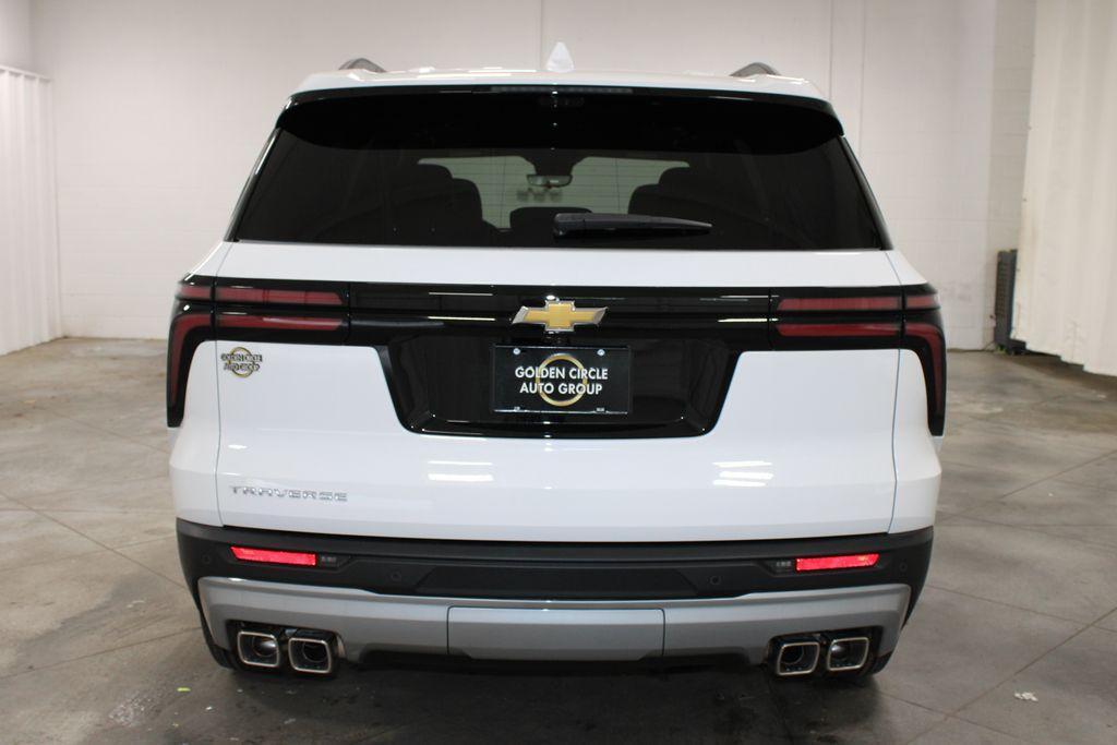 new 2026 Chevrolet Traverse car, priced at $47,084